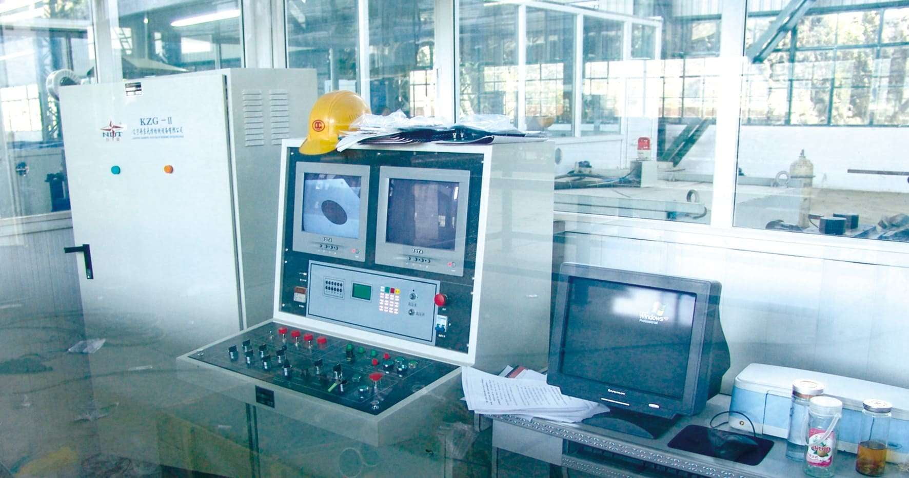 Physical and chemical laboratory for material testing